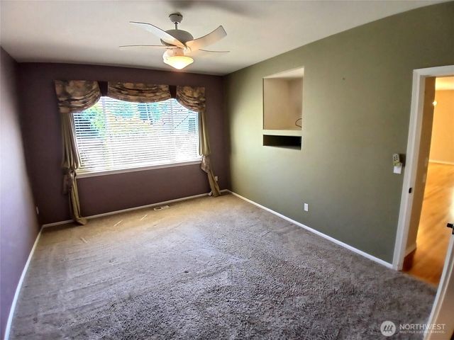 9202 169th Street E, Puyallup, WA 98375