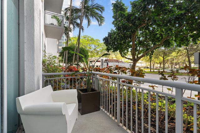300 S Australian Avenue 103, West Palm Beach, FL 33401
