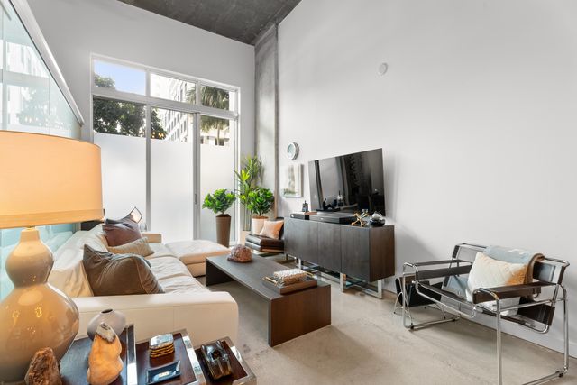 300 S Australian Avenue 103, West Palm Beach, FL 33401