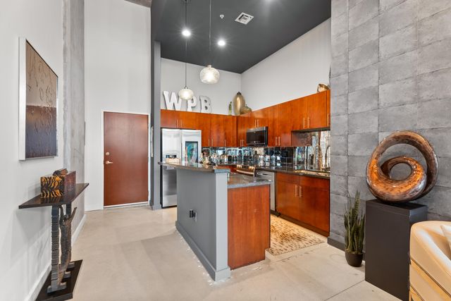 300 S Australian Avenue 103, West Palm Beach, FL 33401