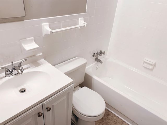 1084 RUTLAND RD, Memphis, TN 38114