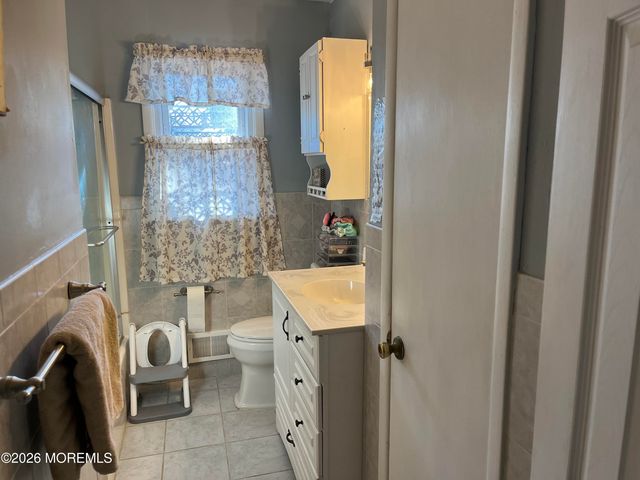 309 Lawrence Drive, Lanoka Harbor, NJ 08734