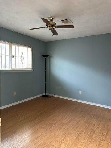 11123 Somerford Drive, Houston, TX 77072