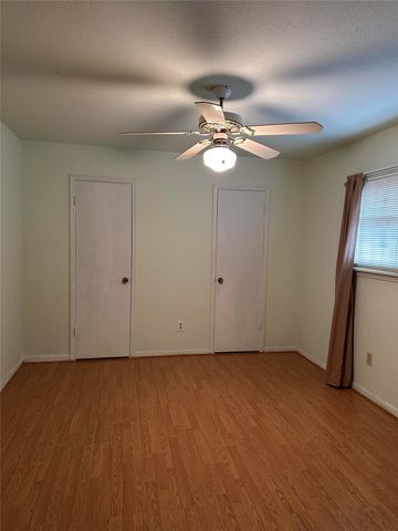 11123 Somerford Drive, Houston, TX 77072