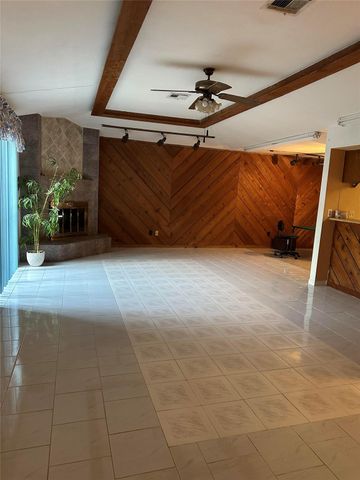 11123 Somerford Drive, Houston, TX 77072