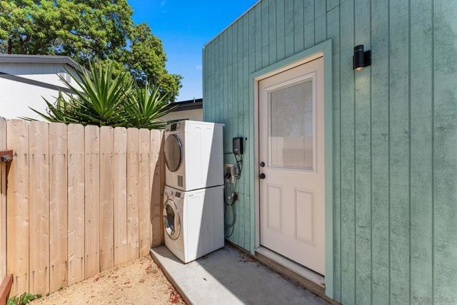 5364 Adams, San Diego, CA 92115