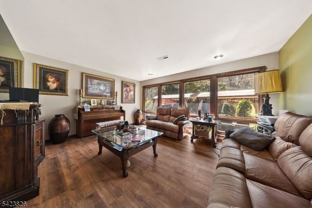 121 Doremus Rd, West Milford Twp., NJ 07438