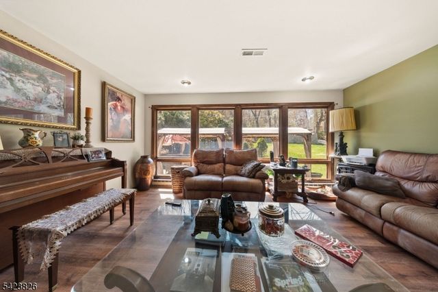 121 Doremus Rd, West Milford Twp., NJ 07438