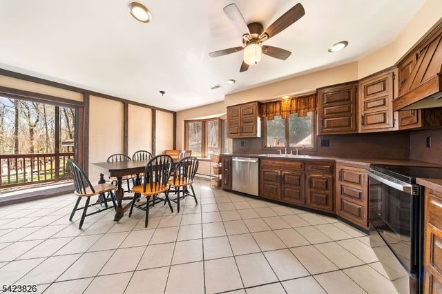 121 Doremus Rd, West Milford Twp., NJ 07438