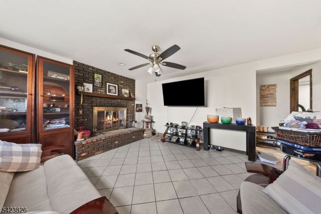 121 Doremus Rd, West Milford Twp., NJ 07438