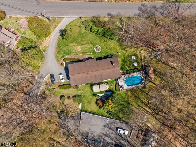 121 Doremus Rd, West Milford Twp., NJ 07438