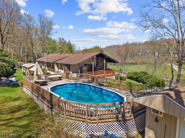 121 Doremus Rd, West Milford Twp., NJ 07438
