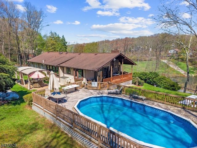 121 Doremus Rd, West Milford Twp., NJ 07438