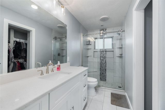 17458 Jolly Boat Drive, Crosby, TX 77532