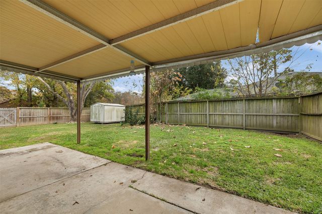 17458 Jolly Boat Drive, Crosby, TX 77532