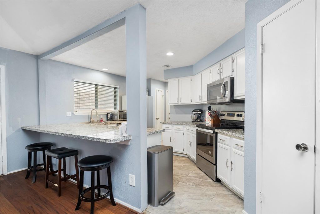 17458 Jolly Boat Drive, Crosby, TX 77532