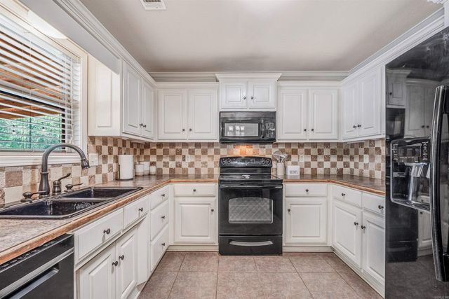 273 Creek View Drive, Austin, AR 72007