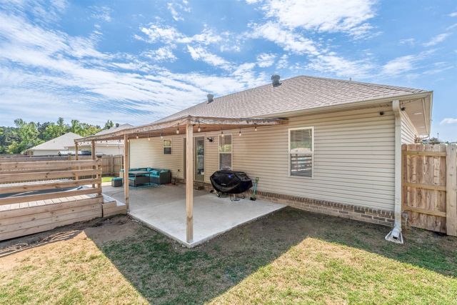 273 Creek View Drive, Austin, AR 72007