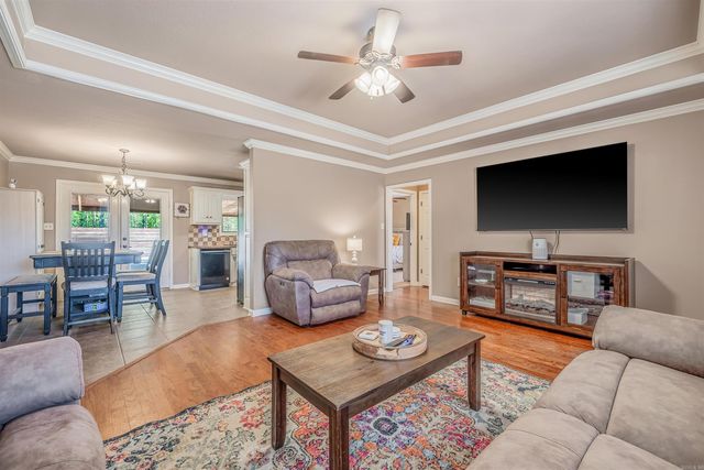 273 Creek View Drive, Austin, AR 72007