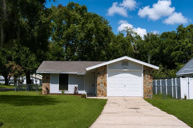 5022 5TH STREET, Zephyrhills, FL 33542