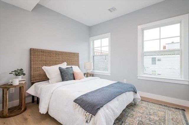115 Beacon Street C, Somerville, MA 02143