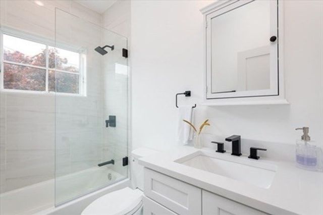 115 Beacon Street C, Somerville, MA 02143