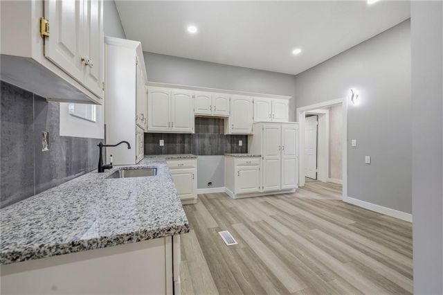 17 N 15th Street, Kansas City, KS 66102