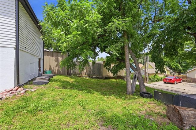 17 N 15th Street, Kansas City, KS 66102