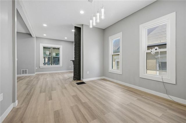 17 N 15th Street, Kansas City, KS 66102