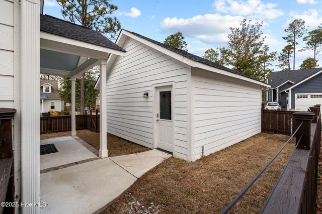 560 Wellers Way, Southern Pines, NC 28387