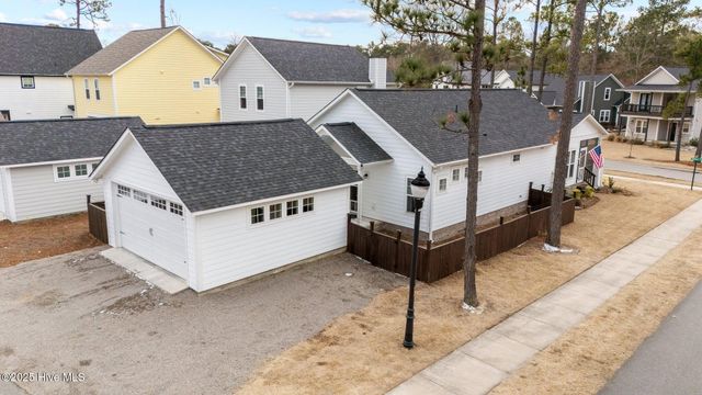 560 Wellers Way, Southern Pines, NC 28387