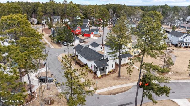 560 Wellers Way, Southern Pines, NC 28387
