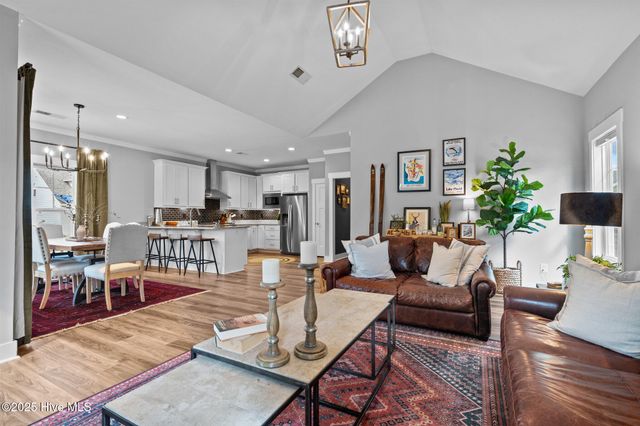560 Wellers Way, Southern Pines, NC 28387