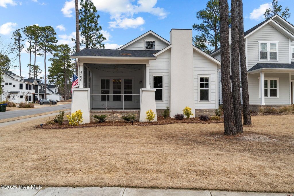 560 Wellers Way, Southern Pines, NC 28387