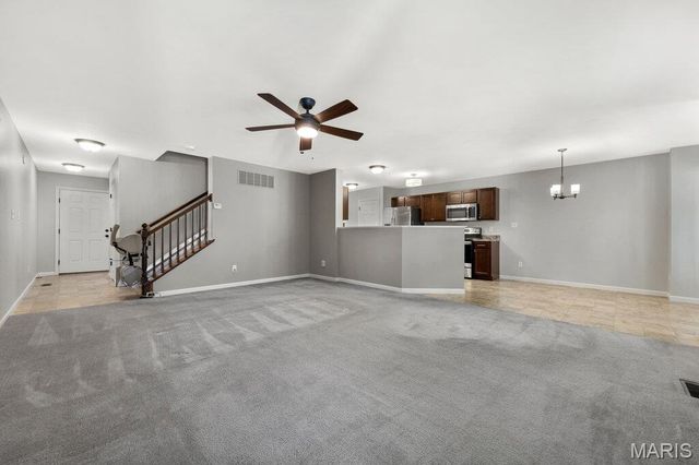 13107 Tesson Hollow Drive, St Louis, MO 63128