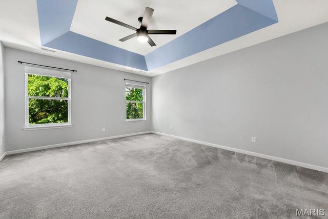 13107 Tesson Hollow Drive, St Louis, MO 63128