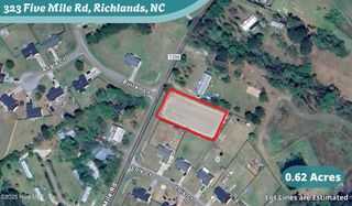 323 Five Mile Road, Richlands, NC 28574