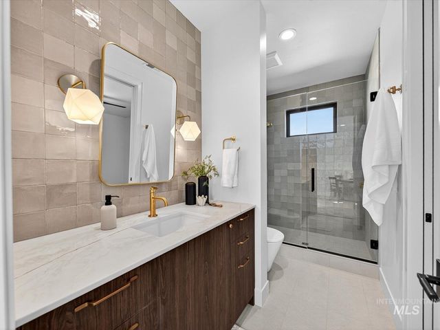 3671 N Harvest Moon Way, Eagle, ID 83616