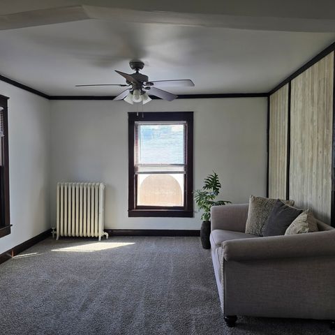 1173 W Pleasant Street, Freeport, IL 61032