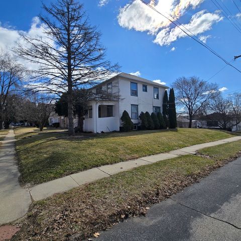 1173 W Pleasant Street, Freeport, IL 61032