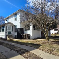 1173 W Pleasant Street, Freeport, IL 61032