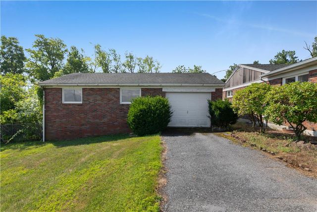4210 Locust Drive, North Whitehall Twp, PA 18078