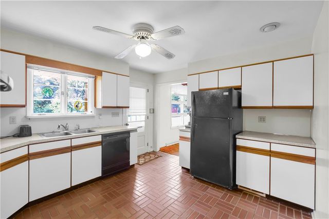 4210 Locust Drive, North Whitehall Twp, PA 18078