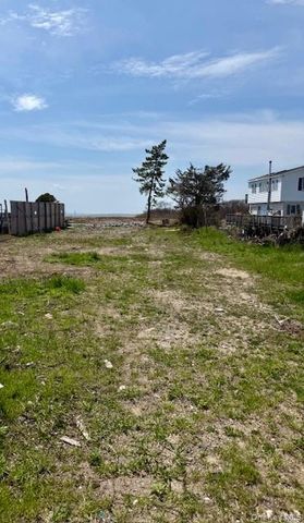 403 Cross Bay Boulevard, Howard Beach, NY 11693