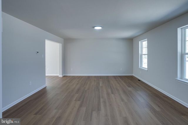3011 FOLEY AVE, Millville, NJ 08332