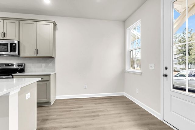 491 Martins Creek Boulevard, Summerville, SC 29485