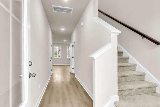 491 Martins Creek Boulevard, Summerville, SC 29485