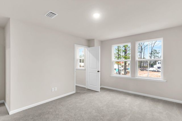 491 Martins Creek Boulevard, Summerville, SC 29485