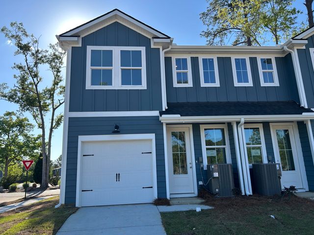491 Martins Creek Boulevard, Summerville, SC 29485
