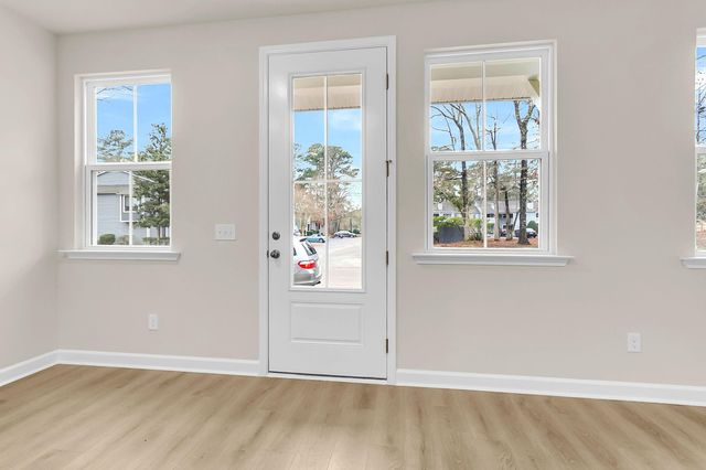 491 Martins Creek Boulevard, Summerville, SC 29485